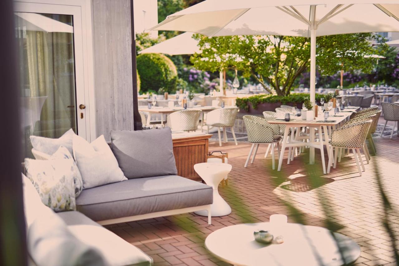 Vila Vita Rosenpark Marburg Luaran gambar The Terrace at the Hotel