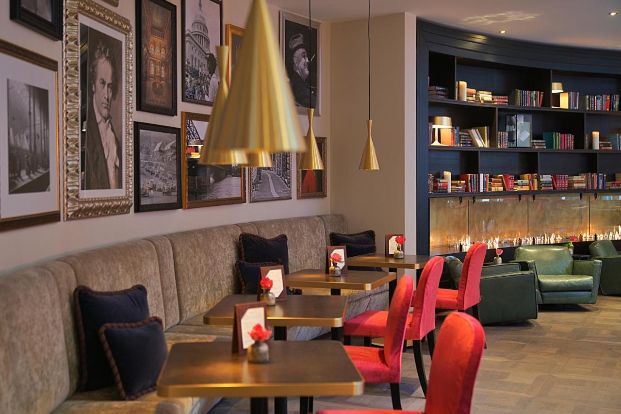 Vila Vita Rosenpark Marburg Luaran gambar The Lounge at the Hotel