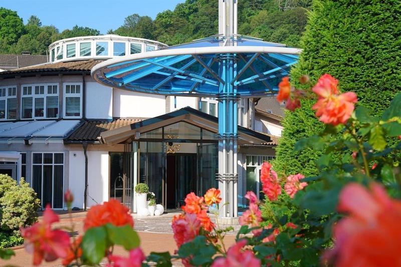 Vila Vita Rosenpark Marburg Luaran gambar The entrance of the German National Academy for Public Health at the Robert Koch Institute
